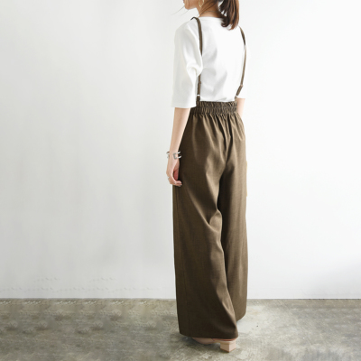 シワになりにくい軽量サスペンダー付きワイドパンツ M L