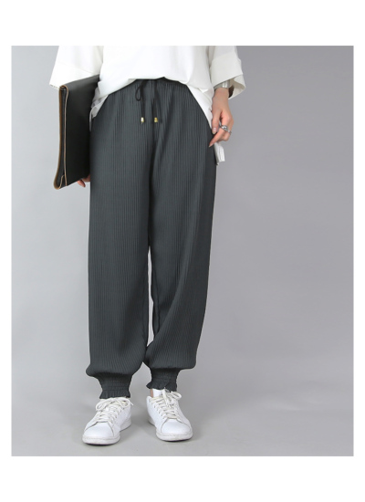 ISSEY MIYAKE トップス グレー M オシャレ 大人 キレイめ 上品 ISSEY MIYAKE トップス グレー M オシャレ 大人 キレイめ 上品